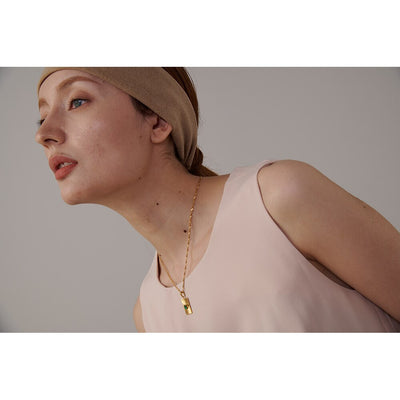 Ornament Magazine – A Chronicle of Adornment Artistry